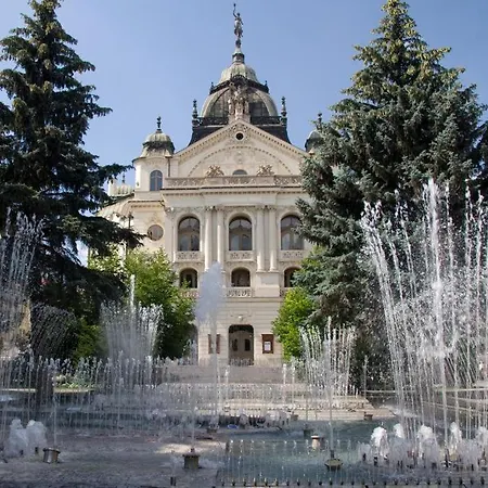 23 V Historickom Centre Košíc Apartamento *